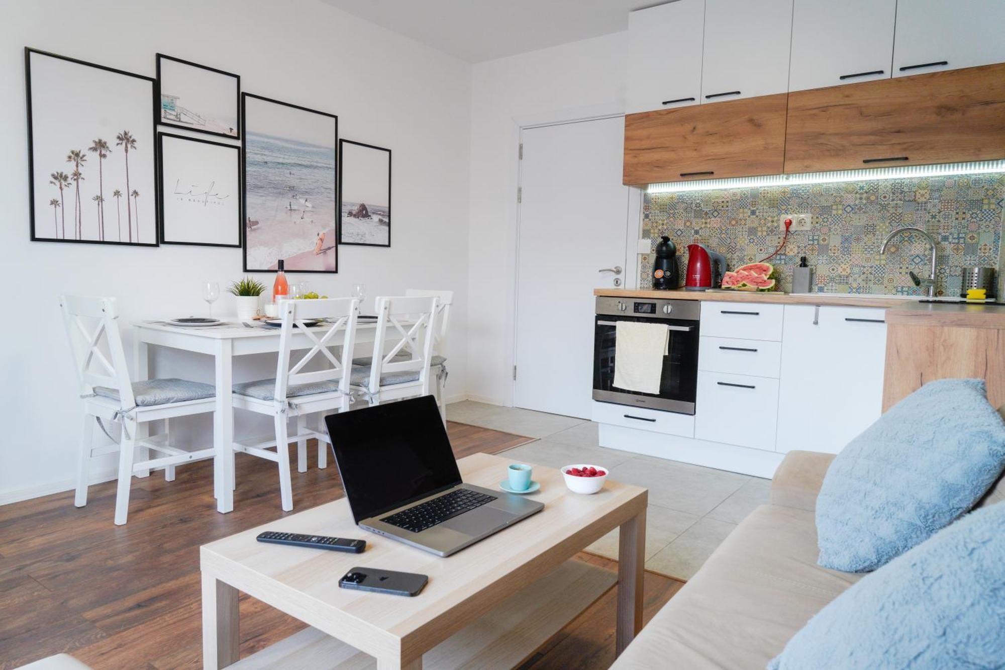 Central Cosy, Fully Renovated 2Bd Near The Cathedral Warna Exterior foto