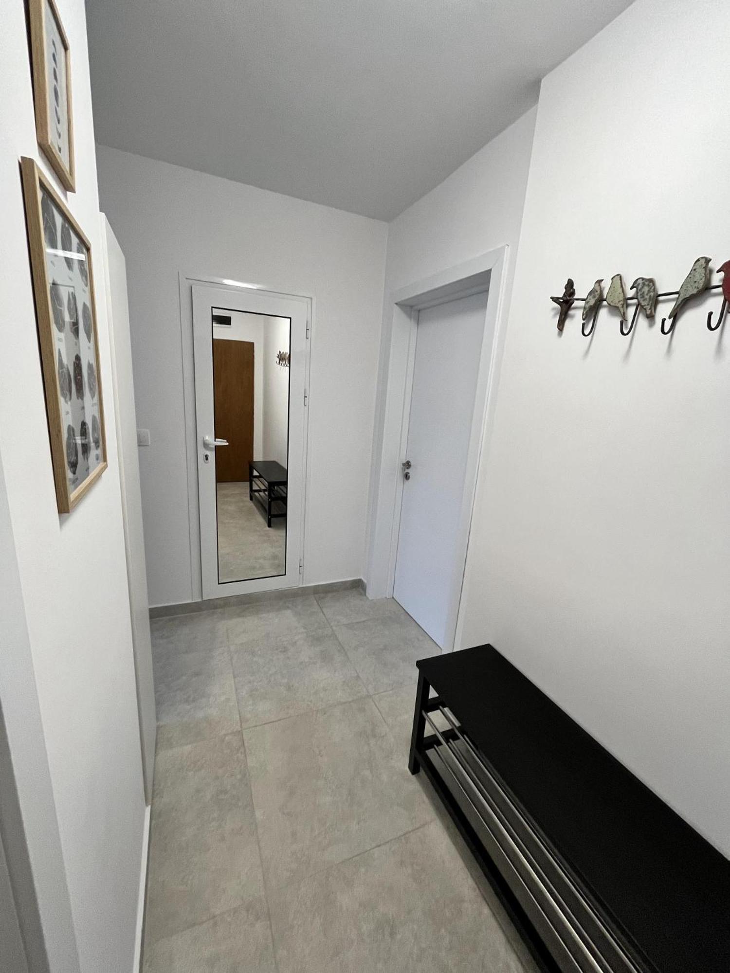 Central Cosy, Fully Renovated 2Bd Near The Cathedral Warna Exterior foto