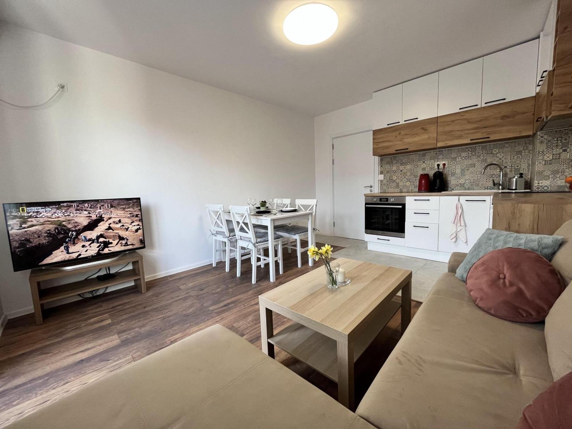 Central Cosy, Fully Renovated 2Bd Near The Cathedral Warna Exterior foto