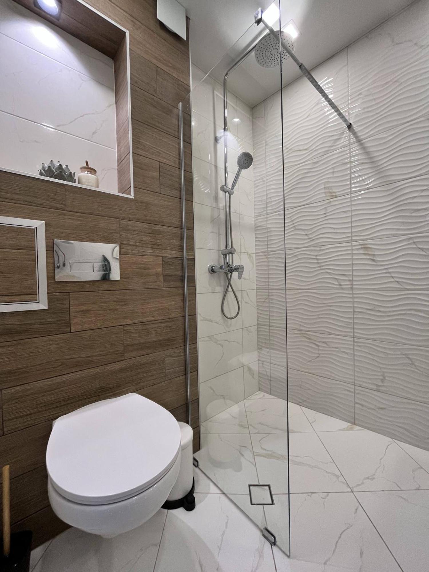 Central Cosy, Fully Renovated 2Bd Near The Cathedral Warna Exterior foto